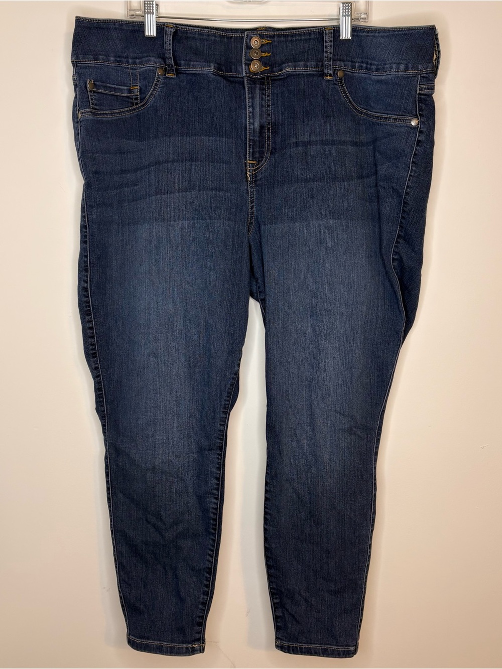 Torrid Feel The Fit Super Stretch Dark Wash Jeggings Size 24R